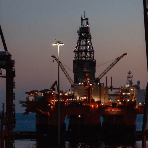 Корпоративные подарки на День Нефтяника 2023 Корпоративные подарки на День Нефтяника 2023