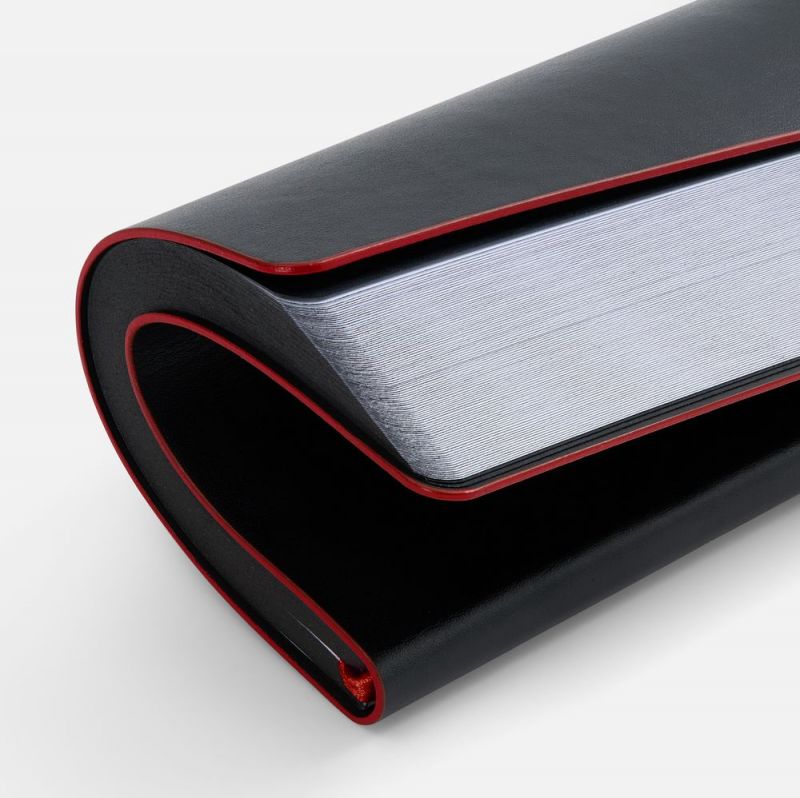 Ежедневник Trait, недатированный, черный с красным