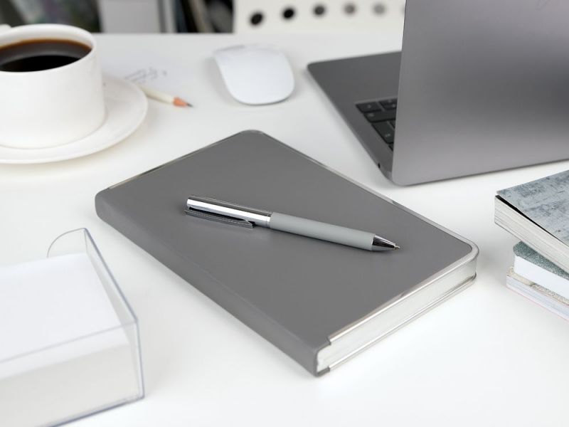 Ручка шариковая Eyeshot Soft Touch, темно-красная