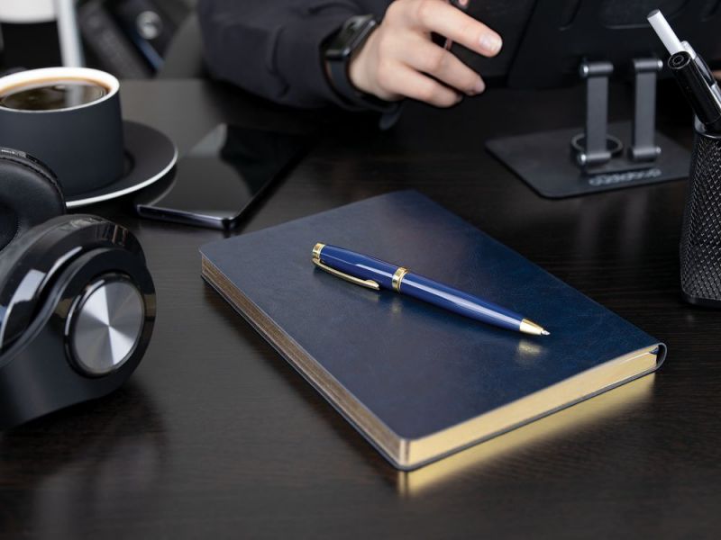 Ручка шариковая Letra Gold, глянцевая, белая