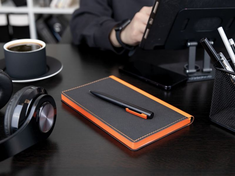 Ручка шариковая Inkolor, черная с оранжевым