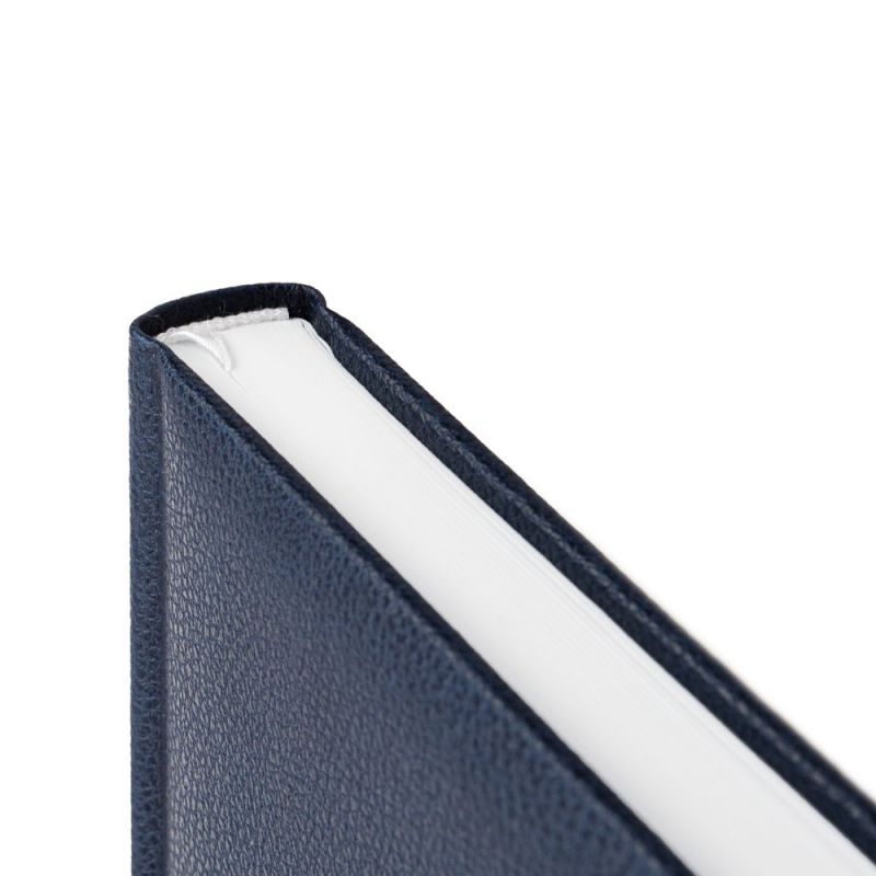 Ежедневник Sagrin, недатированный, темно-синий Ежедневник Sagrin, недатированный, темно-синий