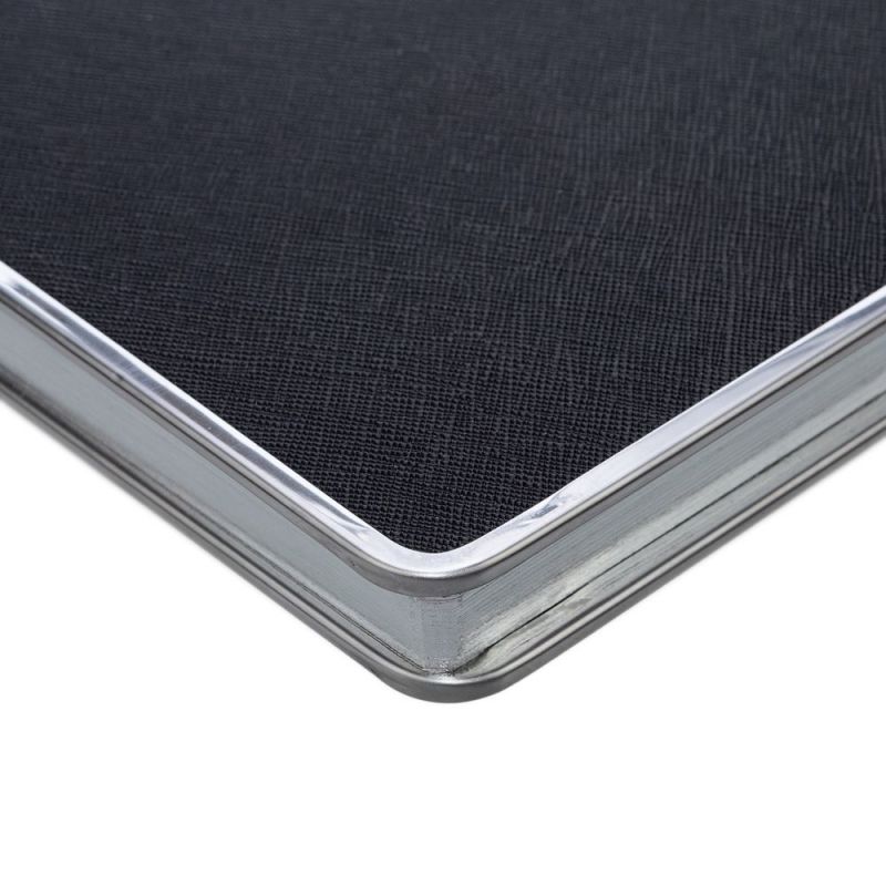 Ежедневник Frame Metal, недатированный, черный Ежедневник Frame Metal, недатированный, черный