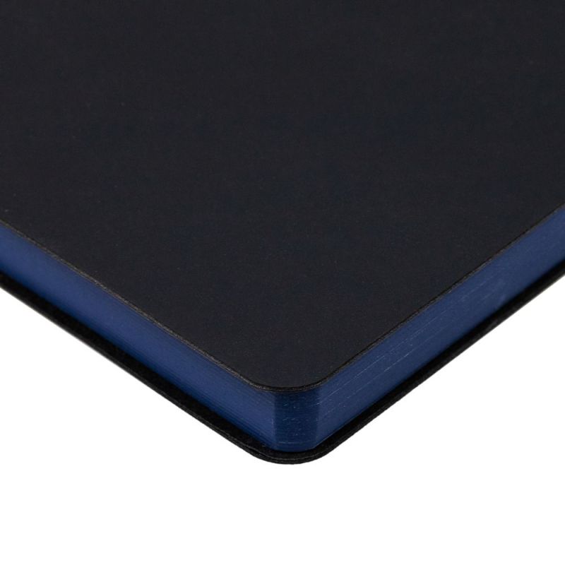 Ежедневник Bookmark, недатированный, черный с синим Ежедневник Bookmark, недатированный, черный с синим