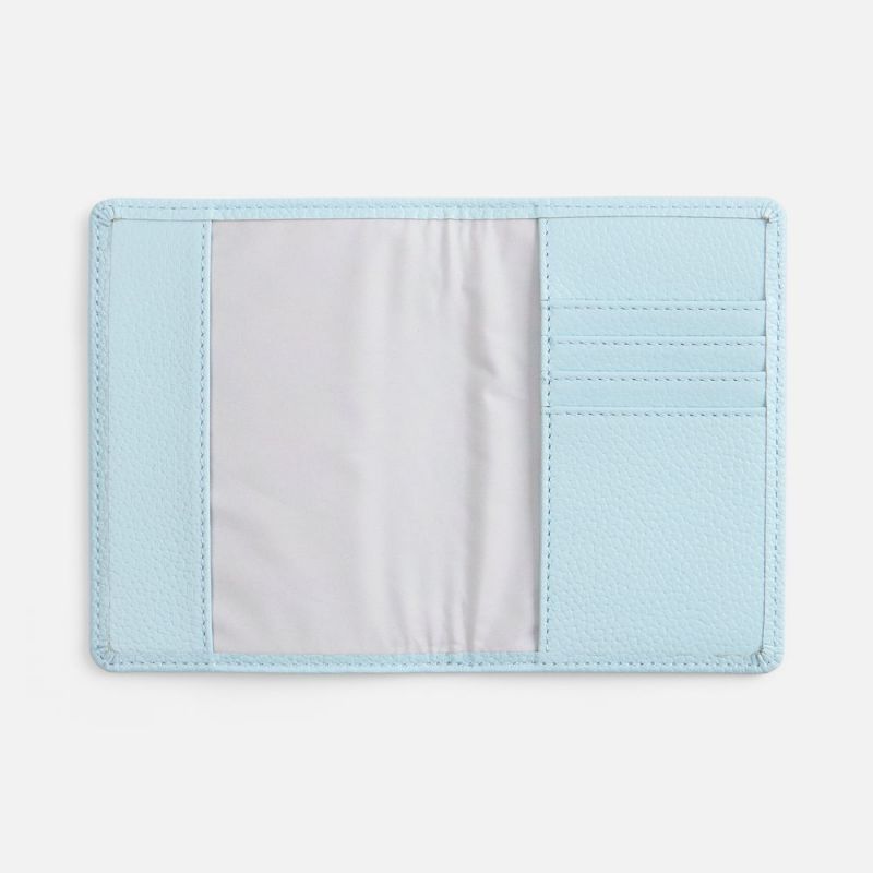 Обложка для паспорта Unison, голубая Обложка для паспорта Unison, голубая