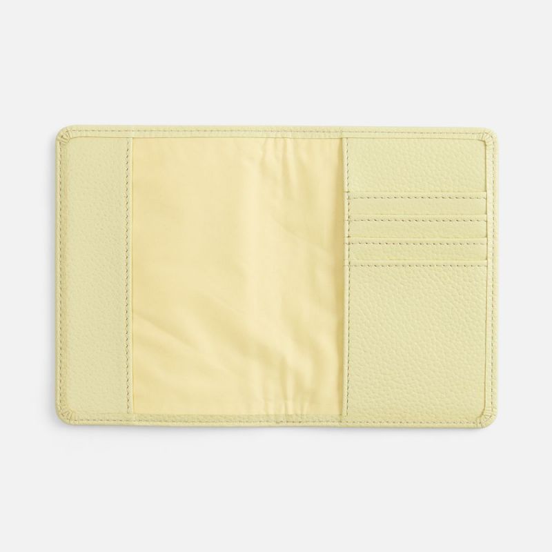 Обложка для паспорта Unison, светло-зеленая Обложка для паспорта Unison, светло-зеленая