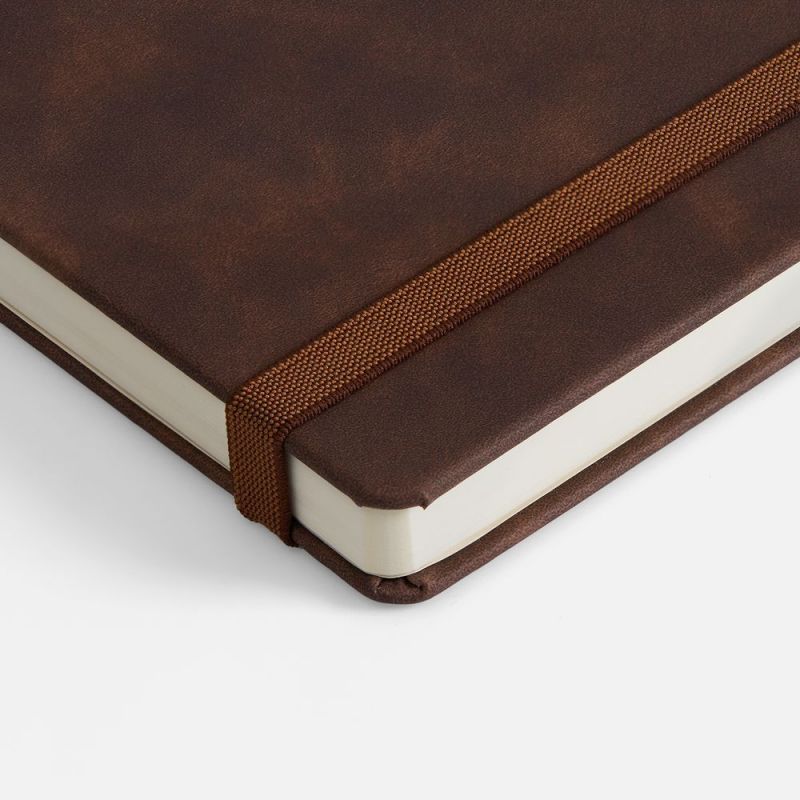 Ежедневник Urban Metal, недатированный, коричневый Ежедневник Urban Metal, недатированный, коричневый